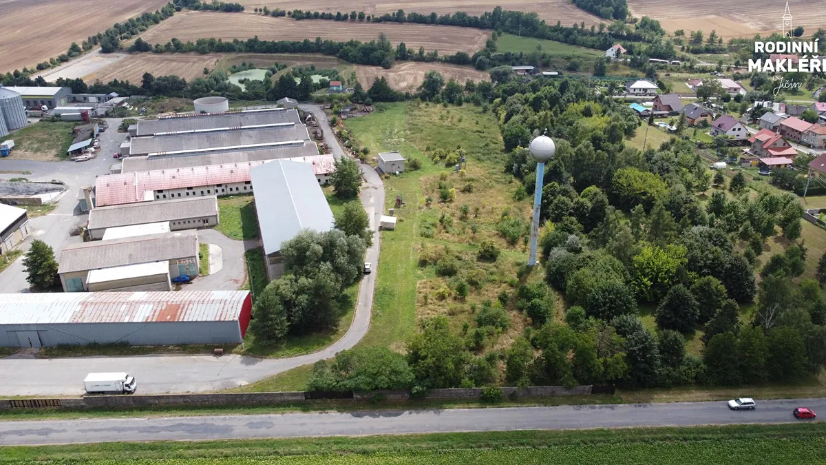 Prodej komerčního pozemku 11509 m²